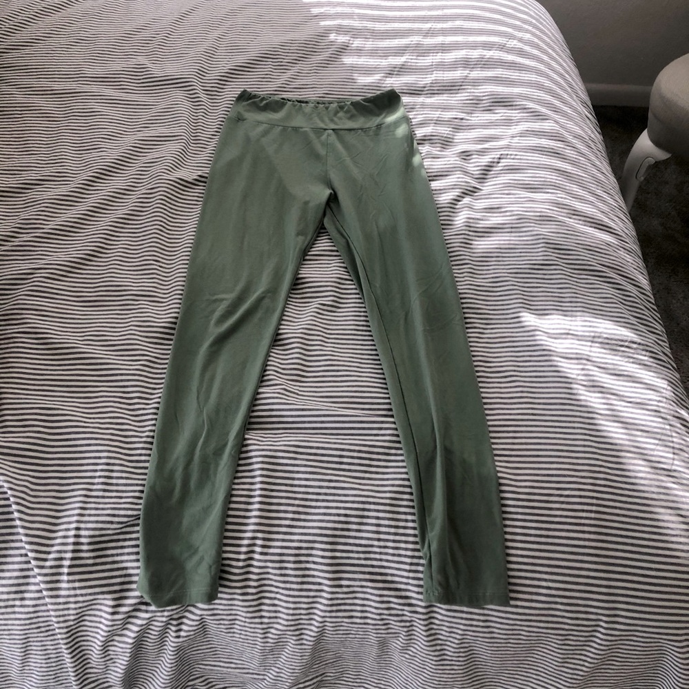 Lularoe sage green leggings